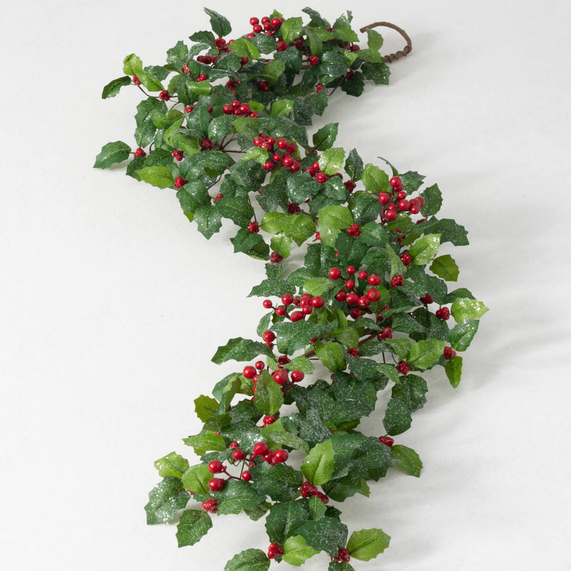Red Berry & Green Leaf Garland
