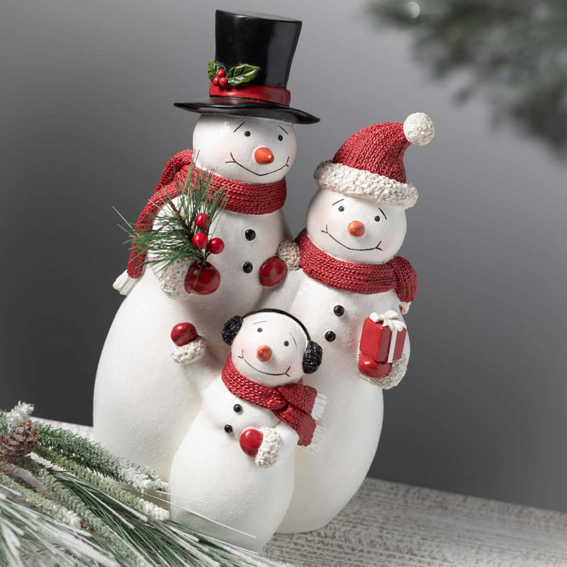 Resin Happy Snowman Family